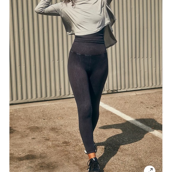 FP Movement by Free People Pants - FP MOVEMENT BY FREE PEOPLE ULTRA HIGH RISE 7/8 LEGGING 4 WAY RIB STRETCH SZ M/L